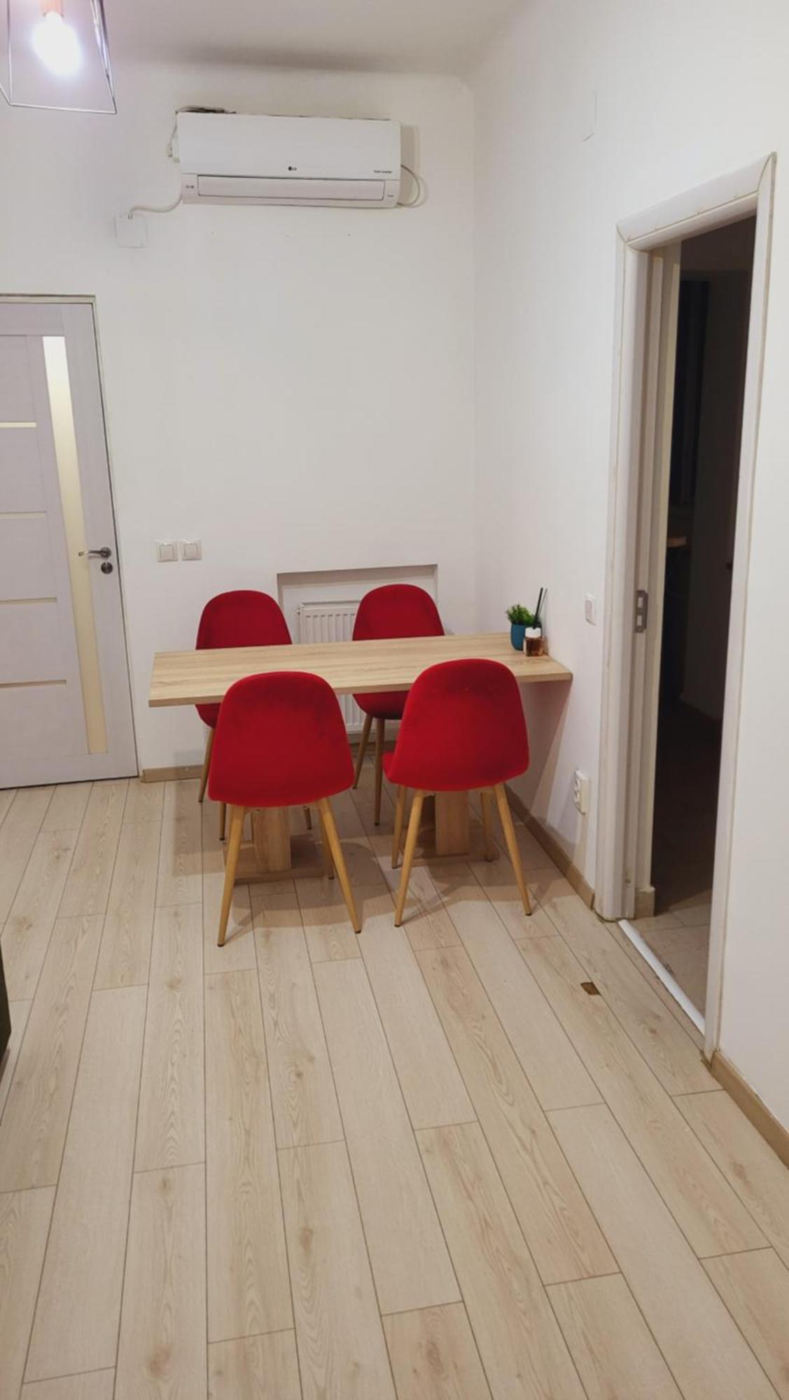 Imob Bibi House Universitate Boekarest Buitenkant foto