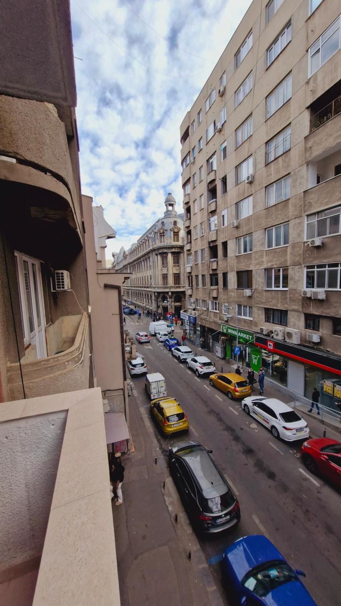 Imob Bibi House Universitate Boekarest Buitenkant foto